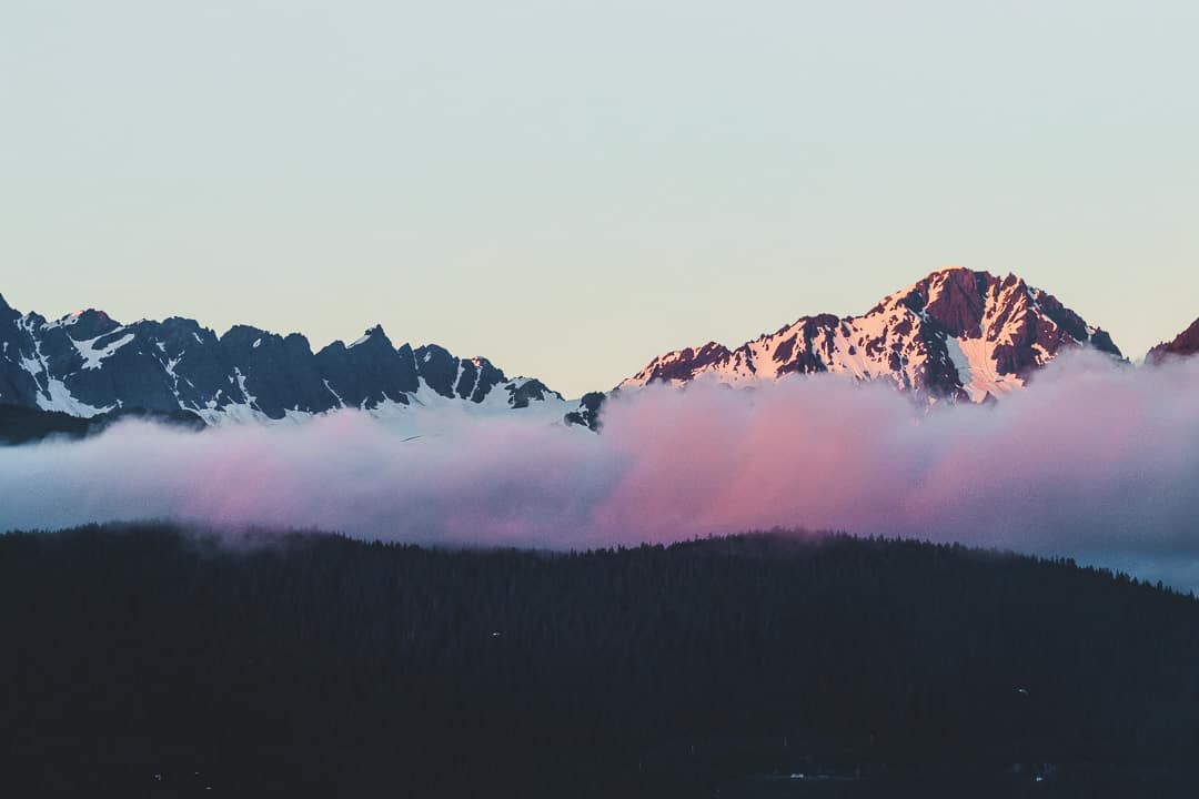 A view of the mountains in Seward Alaska