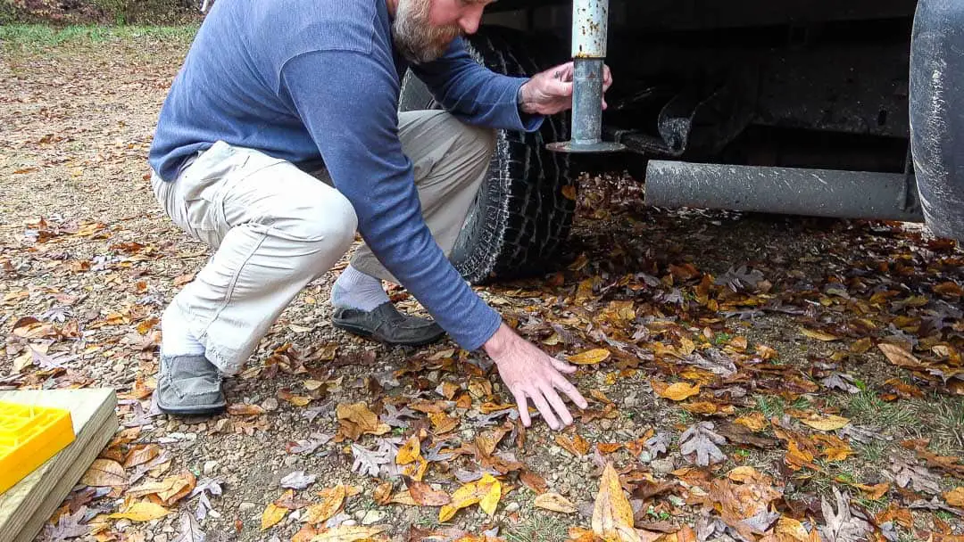 Clearing the ground beneath the jacks